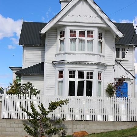 Forrester House Historical B&B Oamaru Exterior photo